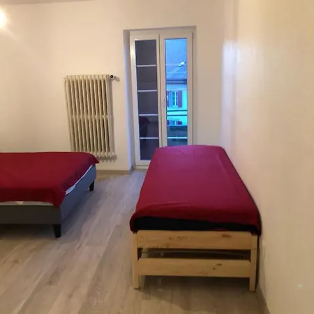 Διαμέρισμα Maison A 5 Mins De Crissier Avec Jardin Et Balcon *